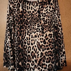 White Stag Velvet Leopard top Size L